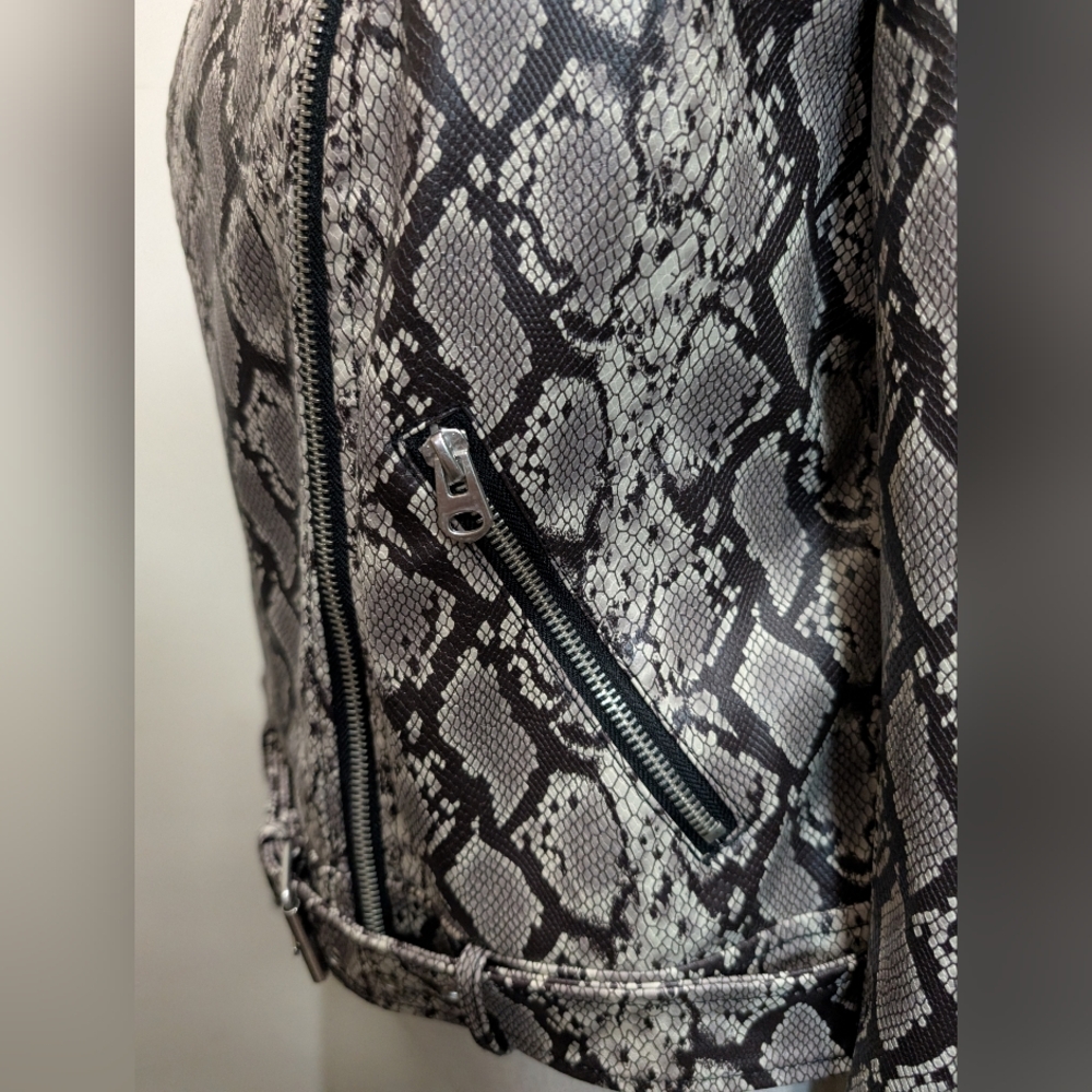 Coffee Shop Faux Leather Zippered Moto Jacket Python - Picture 9 of 16